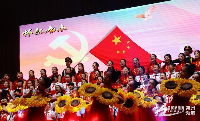永善:单轨运输车助力脐橙出果园